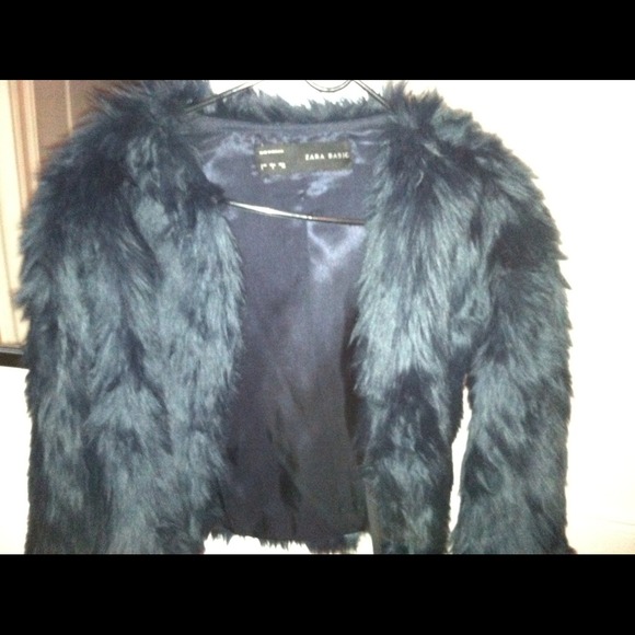 Give me a price!! Doing closet cleaning!