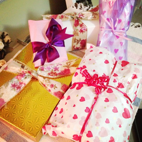 💕Pretty Packages for my Buyers💕