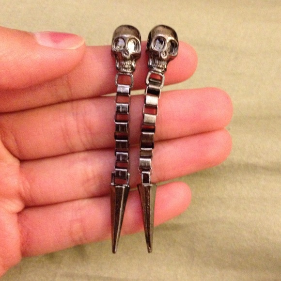 ⛔SOLD Gun Metal Grey Skeleton Earrings⛔