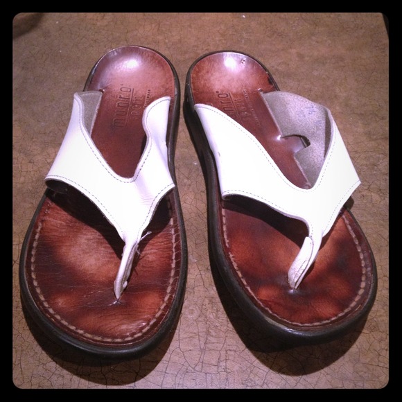 REDUCED. White leather sandals