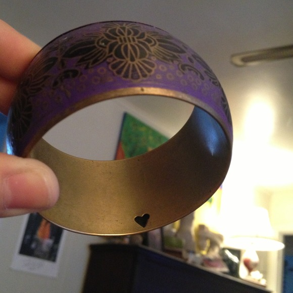 Beautiful Bangle - Picture 3 of 3