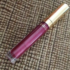 SoldBareMinerals LipGloss! Dare Devil!!
