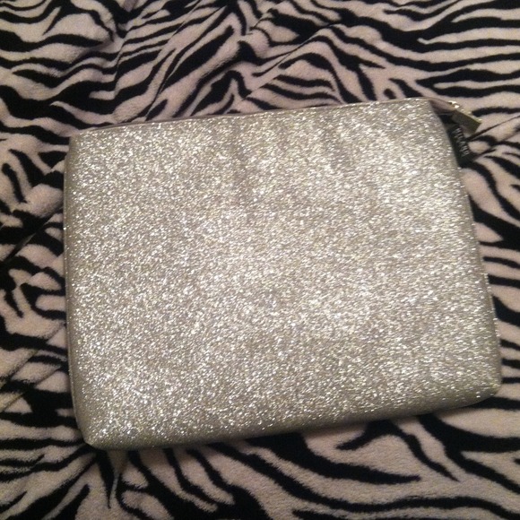 Milano Series Silver Sparkled Case