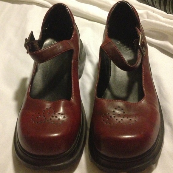 ❌Hold for trade!❌ Unique! Red Mary Jane shoes
