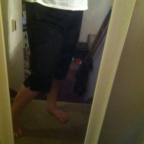 Black Sonoma Capri Short