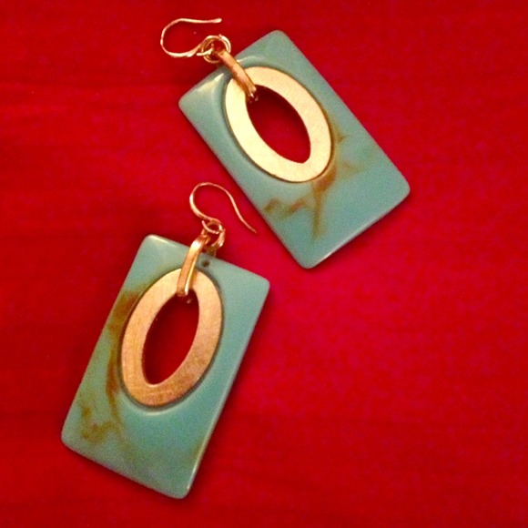Big funky blue earrings! - Picture 1 of 2