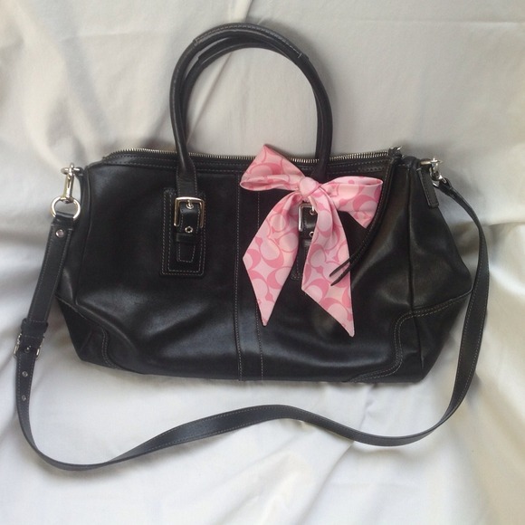 *PRICE REDUCED* Black Leather Coach Large Handbag