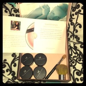Bare Minerals Warmth Starter Kit with Brushes