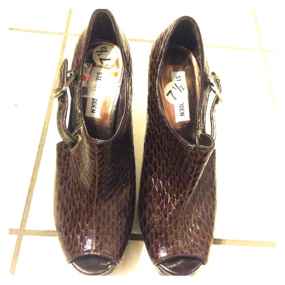 Steve Madden Peeptoe Booties