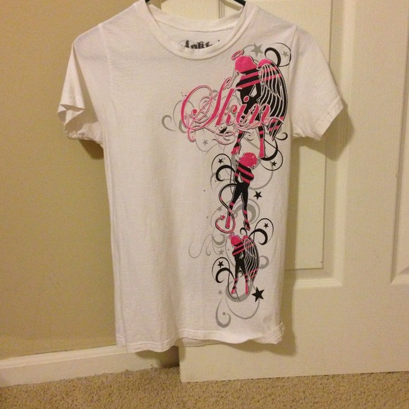 Skin Tshirt with pink metallic design size L