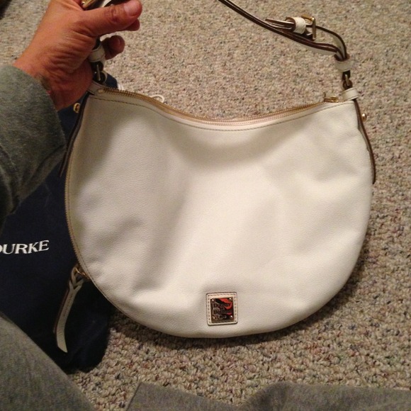 Dooney & Bourke Purse PRICE REDUCED!! - Picture 3 of 4
