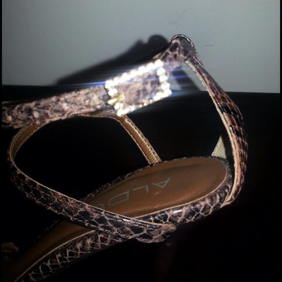 *** SOLD IN BUNDLE *** - Picture 3 of 4