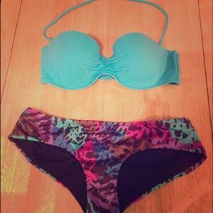 VS bikini 34C and small bottoms