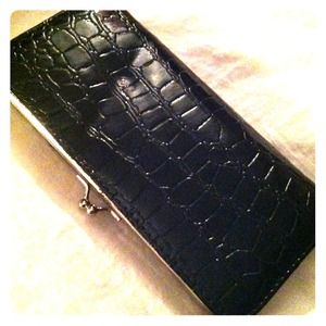 Black Aldo Snakeskin Wallet!