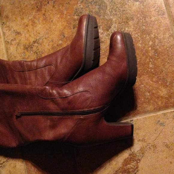 Kenneth Cole leather Boots