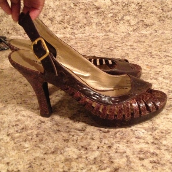 Faux snake skin detail slingback by Madden Girl