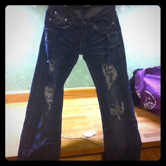 Distressed Jeans
