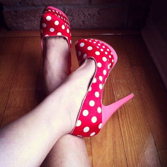 S O L D - Picture 2 of 4