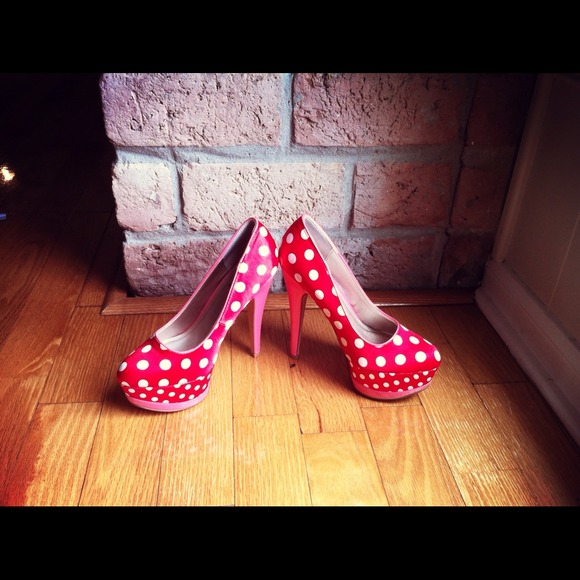 S O L D - Picture 3 of 4