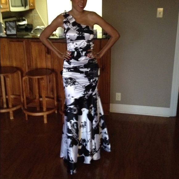 Elegant black and white evening gown