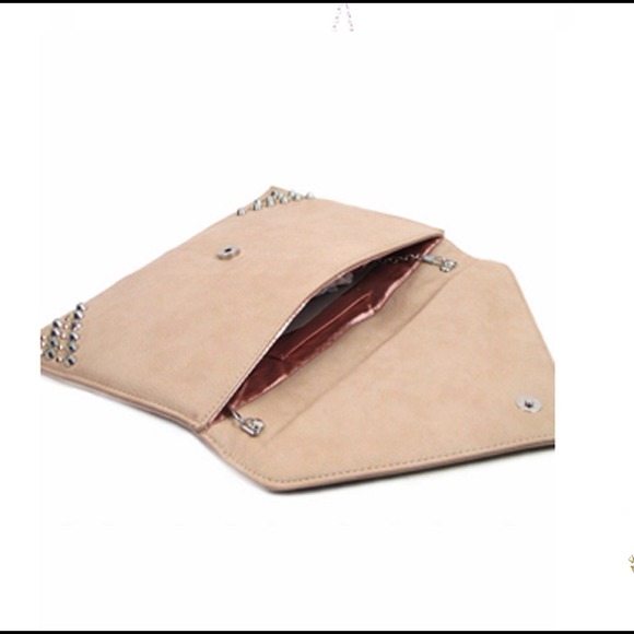 Nude studded clutch - Picture 3 of 4