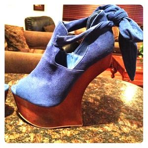Blue size 8 Privilege wedge heels