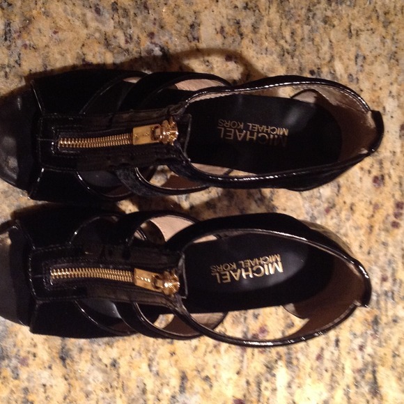Michael kors shoes SOLD