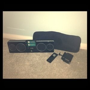 Logitech iPod Dock with Remote, Charger & Case