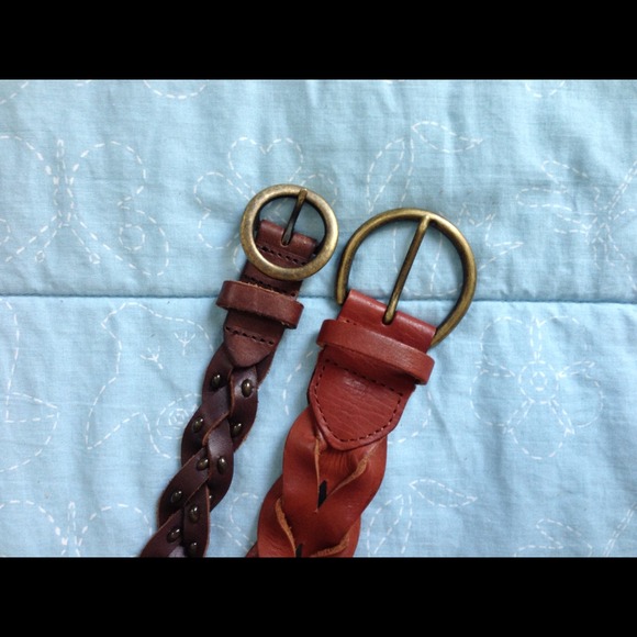 🎈Reduced🎈Uniqlo genuine leather belt - Picture 2 of 2