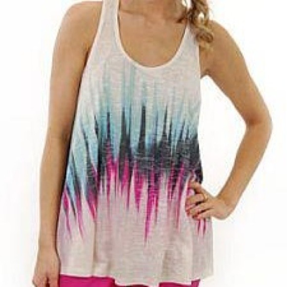 Abstract tank
