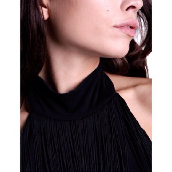 ⛔️SOLD⛔️ Guess little black dress - Picture 2 of 4