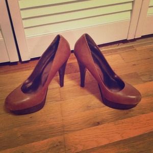Tan leather heels