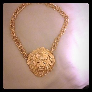 Lion necklace!!  Gold never been warn