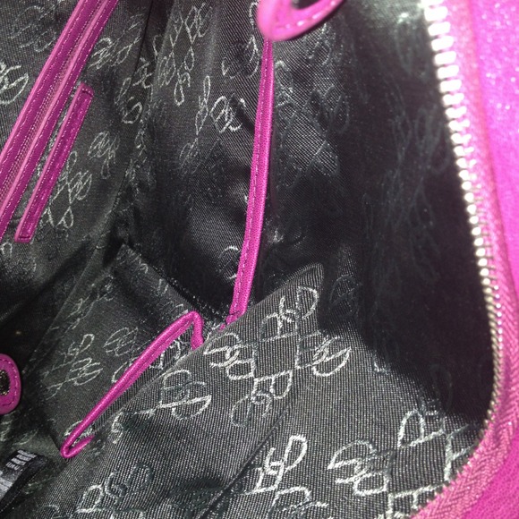 BCBG two-tone purple sequin/maroon clutch - Picture 4 of 4