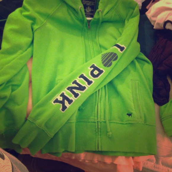 💋💚green vs sweater and sweats💚💋on hold