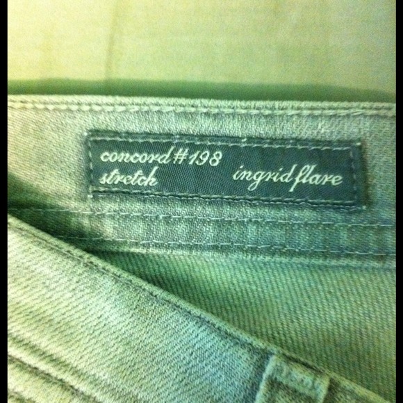 Jean - Picture 4 of 4