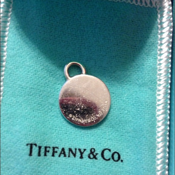 Authentic Tiffany and co Pink enamel 1837 lock - Picture 2 of 2