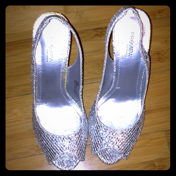 Shiny Silver Snakeskin Patterned Heels