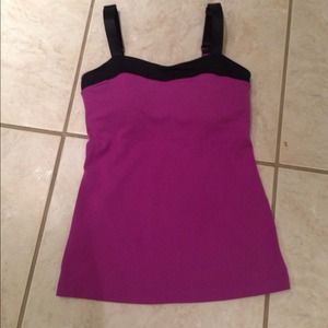 Lululemon tank