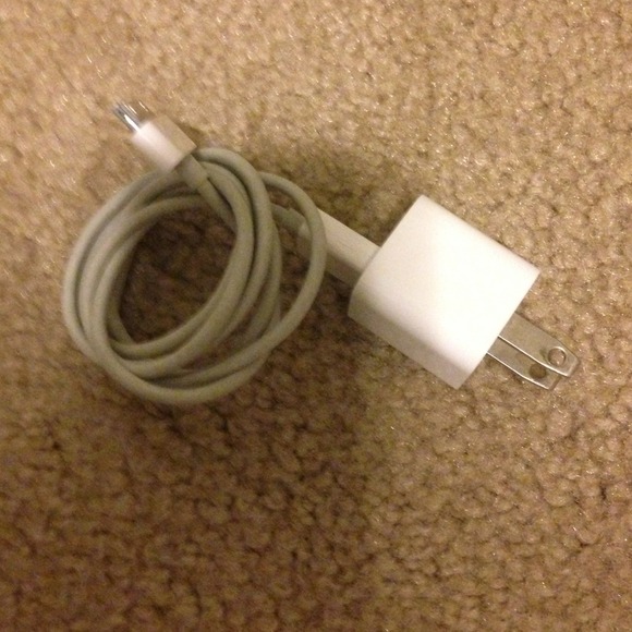 Iphone 4g/4s charger