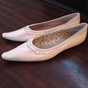 Kenzie Shoes - 🎉HP-Kenzie pale pink flats🎉 Kenzie Shoes - 🎉HP-Kenzie pale pink flats🎉
