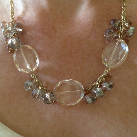 HOLD kareyg33 Austrian crystal necklace