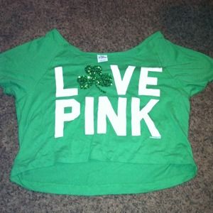 Pink cropped tee