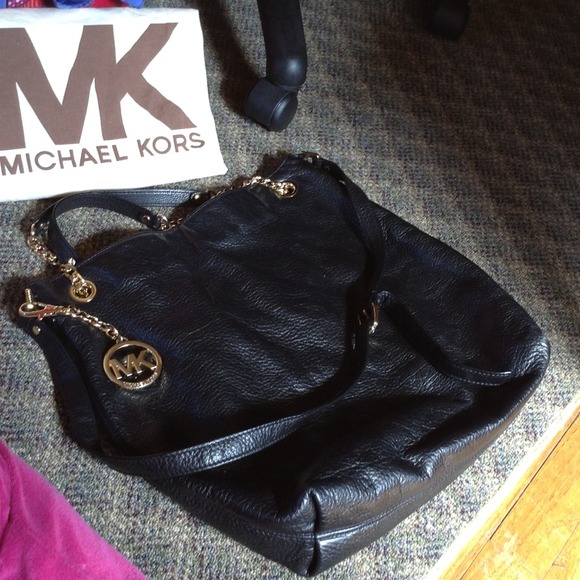 Michael kors jet set chain bag w/ dust bag
