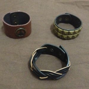 Leather bracelet
