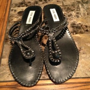 Steve Madden flat sandals