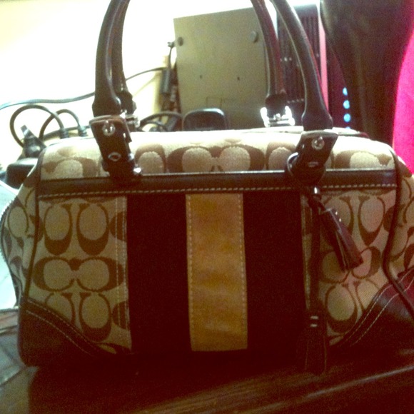 Authentic coach purse