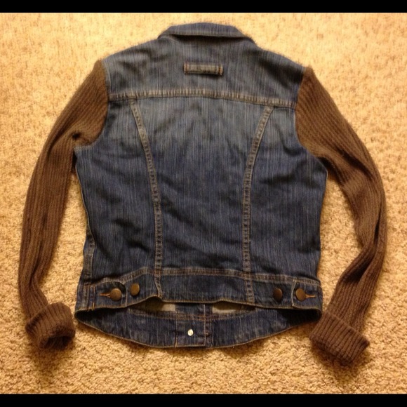 *SOLD!* Vintage Denim jacket with Sweater sleeves - Picture 2 of 2