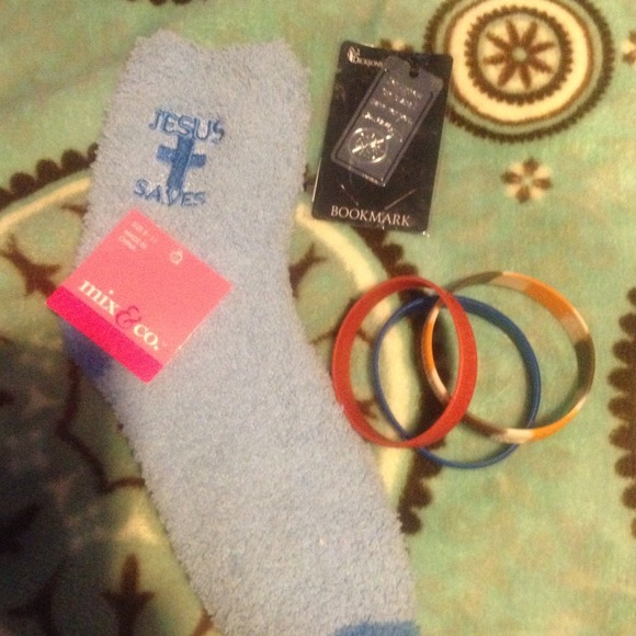 ❌SOLD❌Christian Accessories Bundle