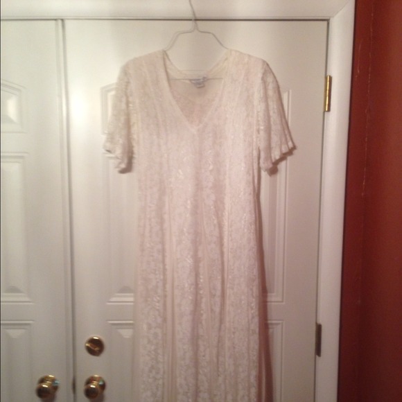 Paris Sport Club Dresses & Skirts - ☀️ SALE 🌺Paris Sport Club Long Lace Dress, Sz L